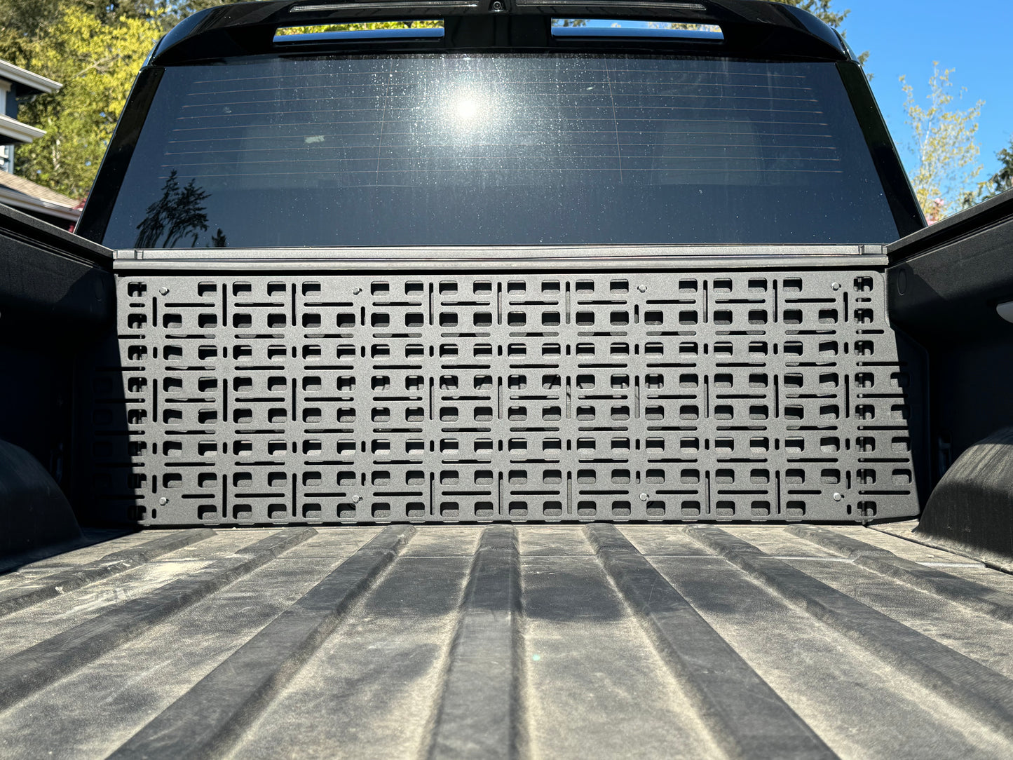 S00nish Bed-Mount MOLLE Panel for Rivian R1T